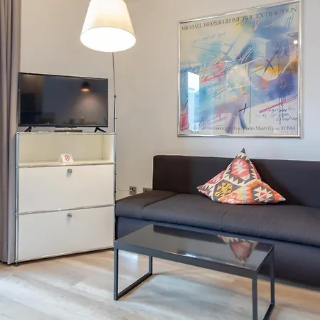 - Strandnah アパート