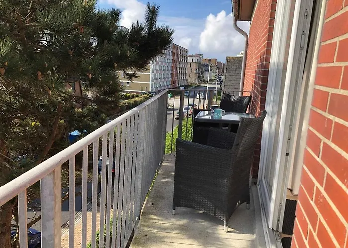 - Strandnah Appartement *